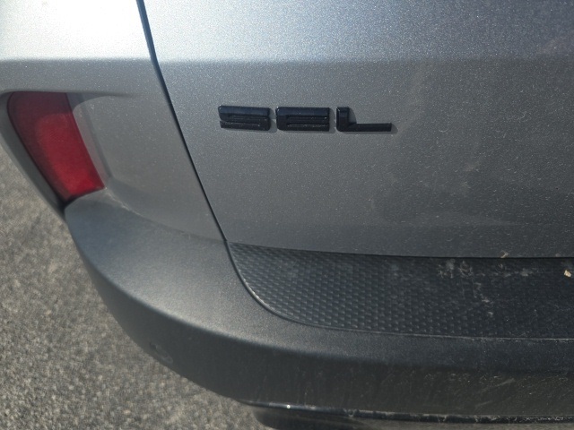 2022 Ford Escape SEL photo 4