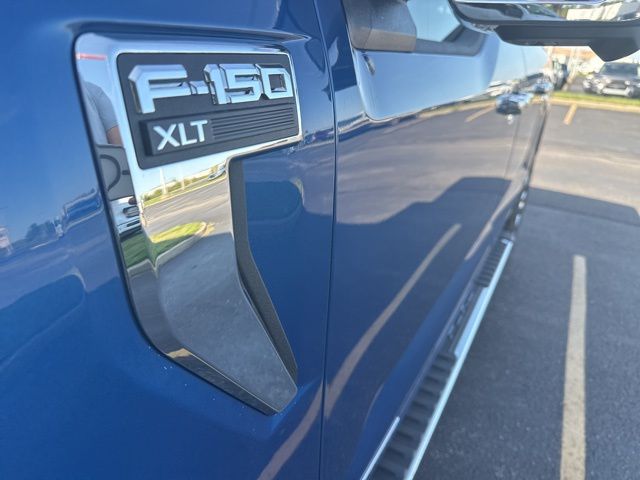 2025 Ford F-150 XLT photo 3