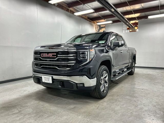 2026 GMC Sierra 1500 SLT's photo