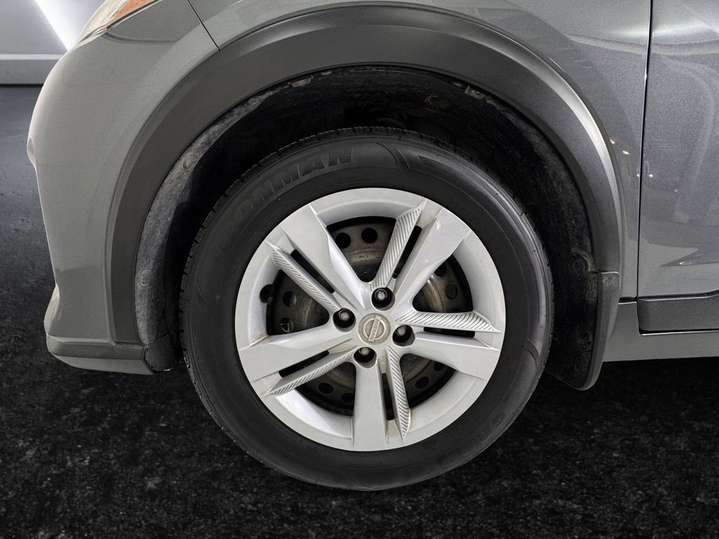 2021 Nissan Kicks S photo 26