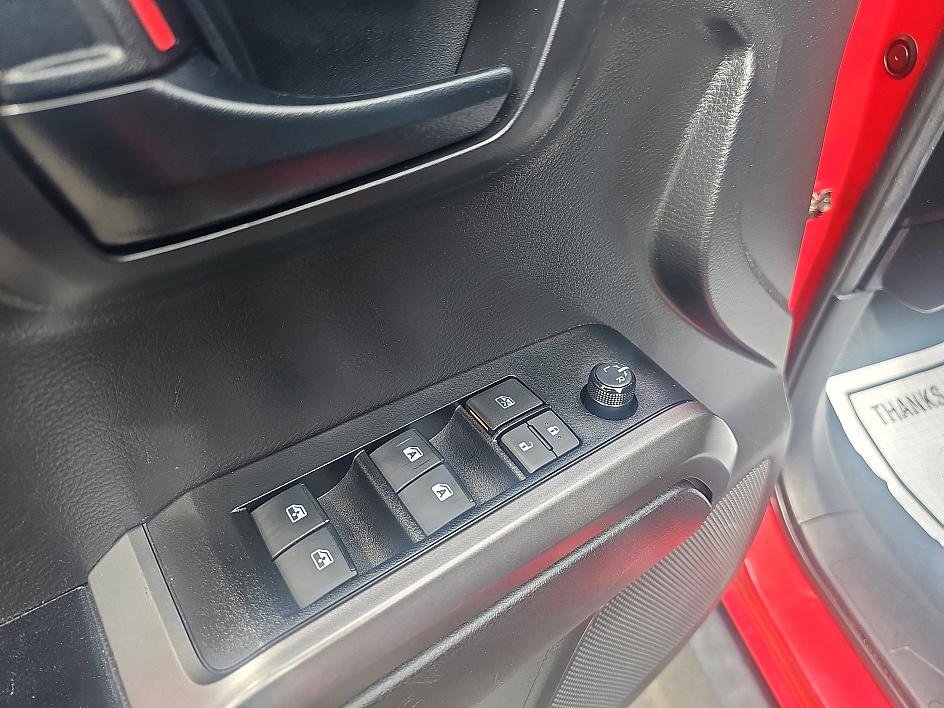 2023 Toyota Tacoma SR5 photo 12