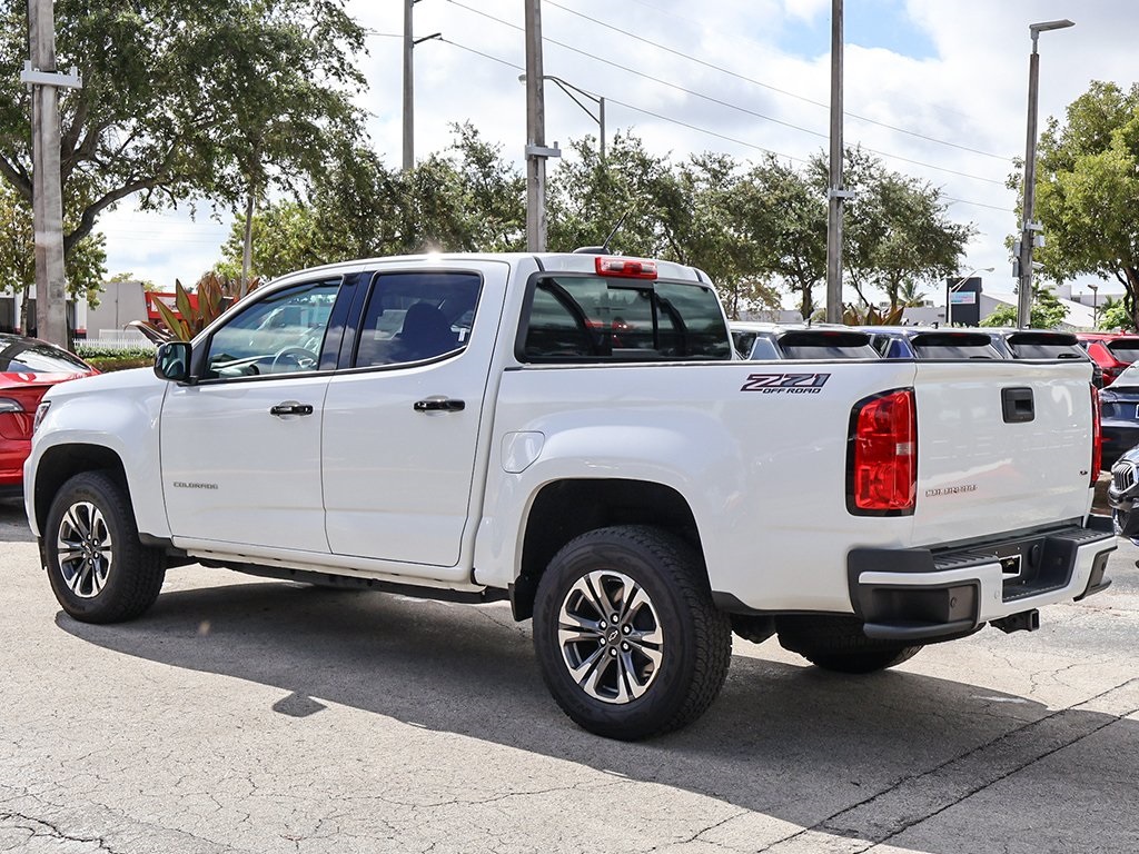 2022 Chevrolet Colorado Z71 photo 2