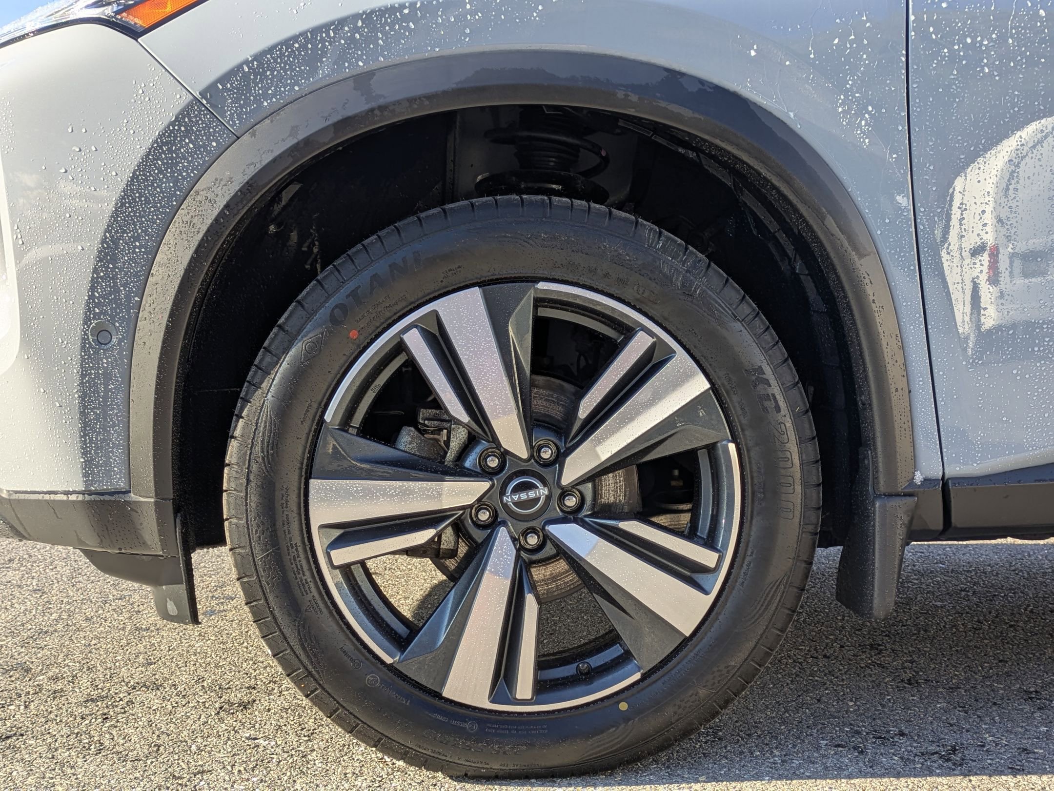 2023 Nissan Rogue SL photo 4