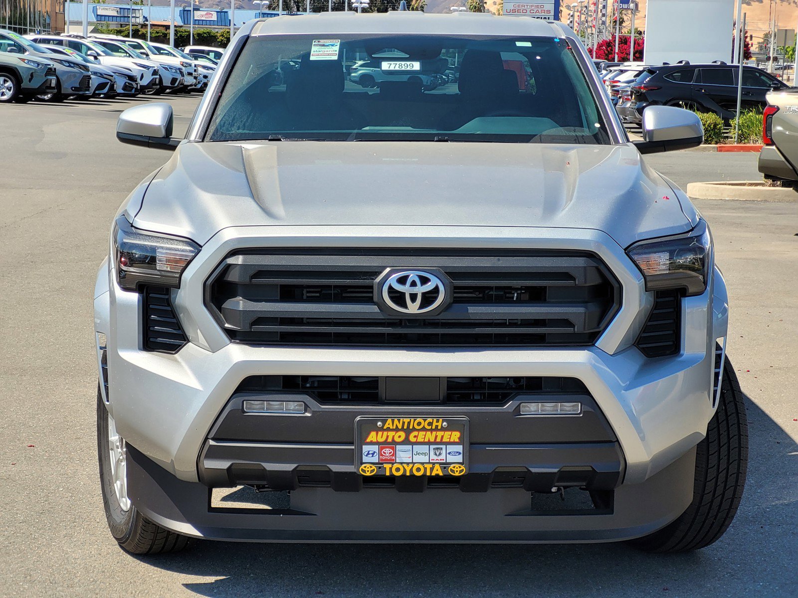 2025 Toyota Tacoma SR5 Double Cab photo 2
