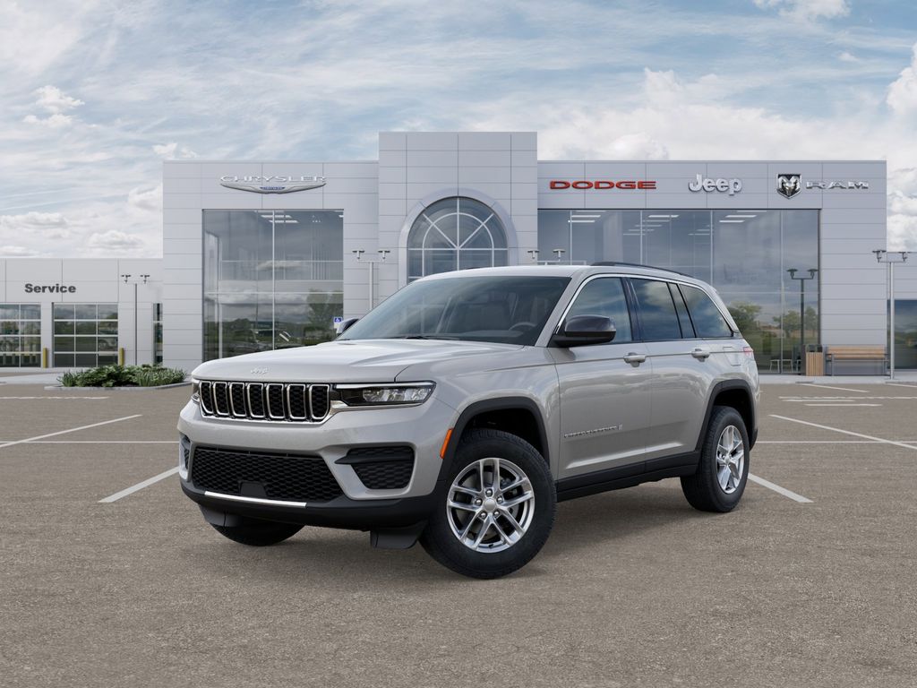 2025 Jeep Grand Cherokee Laredo's photo