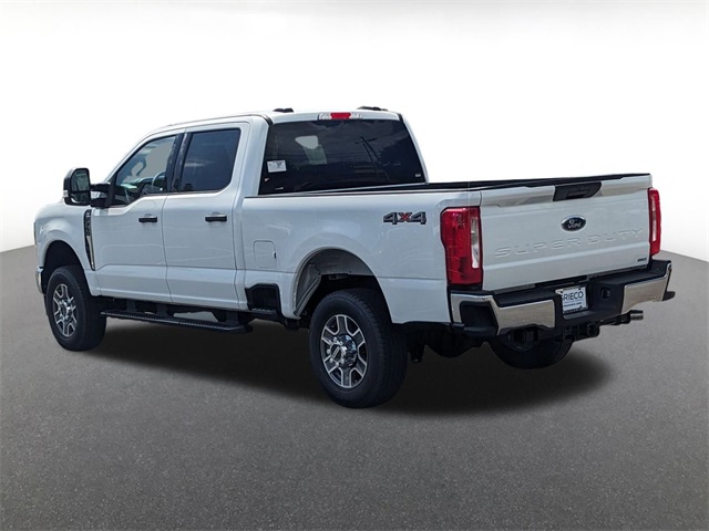 2025 Ford F-350 XLT photo 4