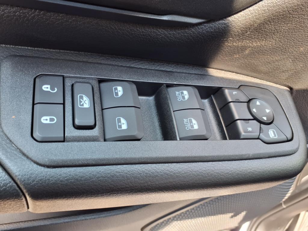 2025 Ram 1500 Warlock photo 4