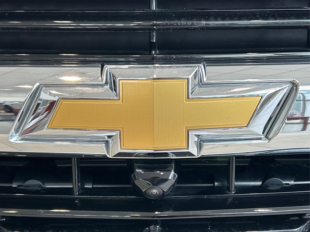 2025 Chevrolet Tahoe LS photo 15