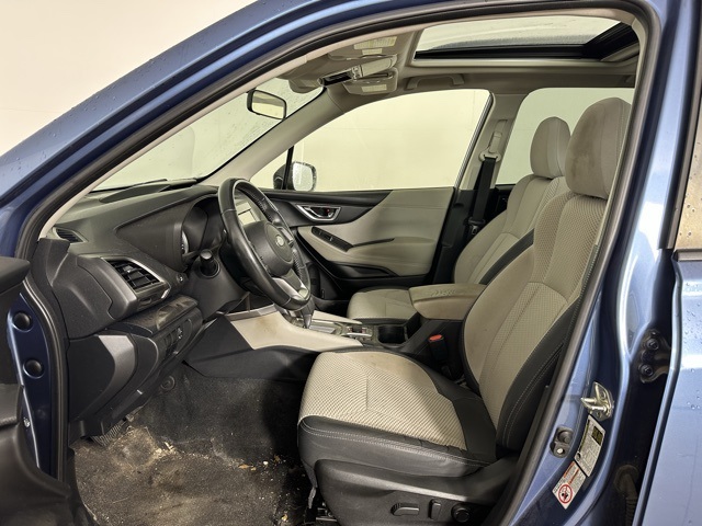 2020 Subaru Forester Premium photo 2