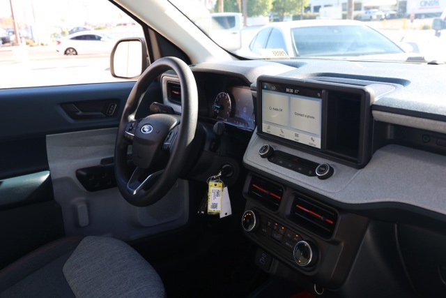 2023 Ford Maverick XLT photo 16