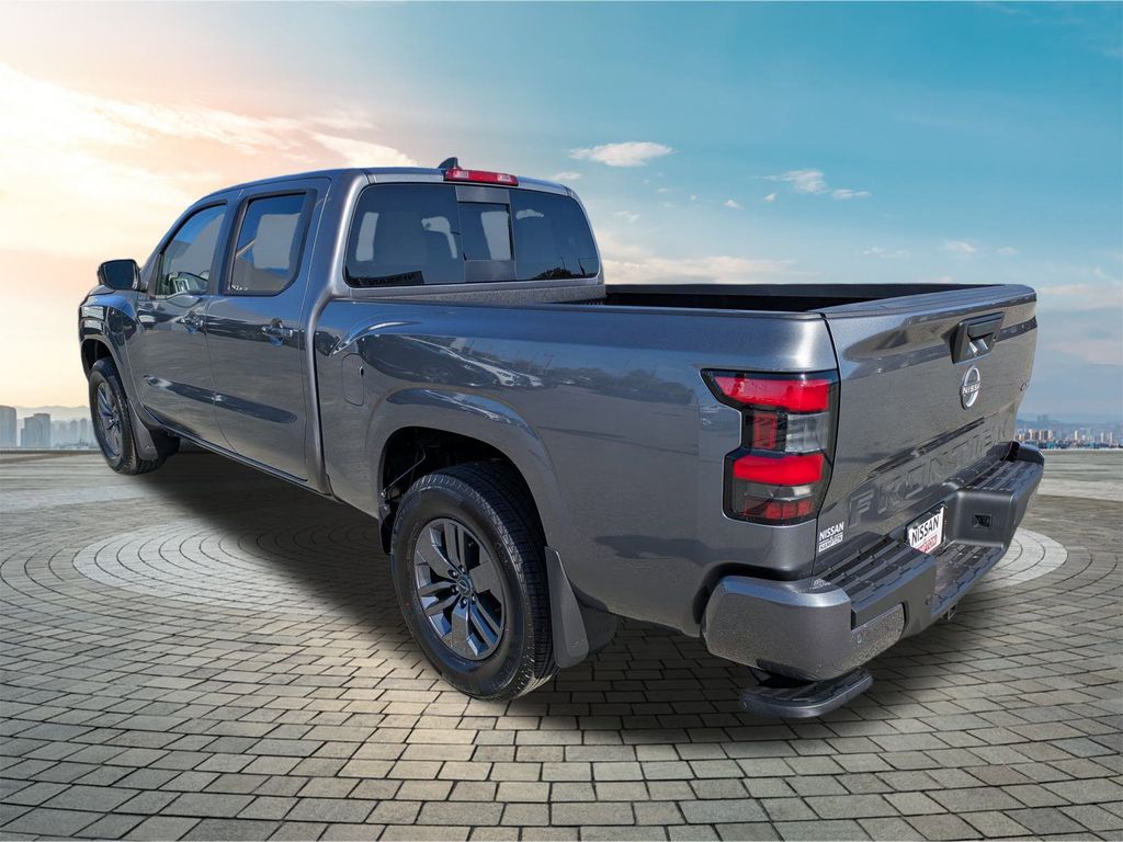 2026 Nissan Frontier SV photo 5