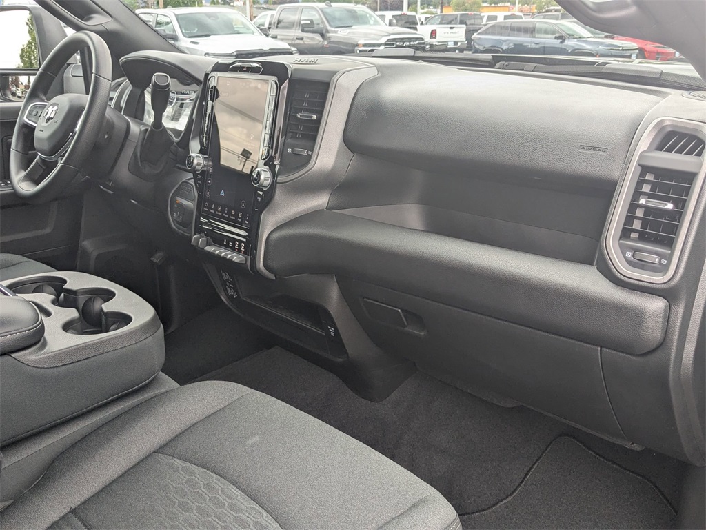 2025 Ram 2500 Tradesman photo 30