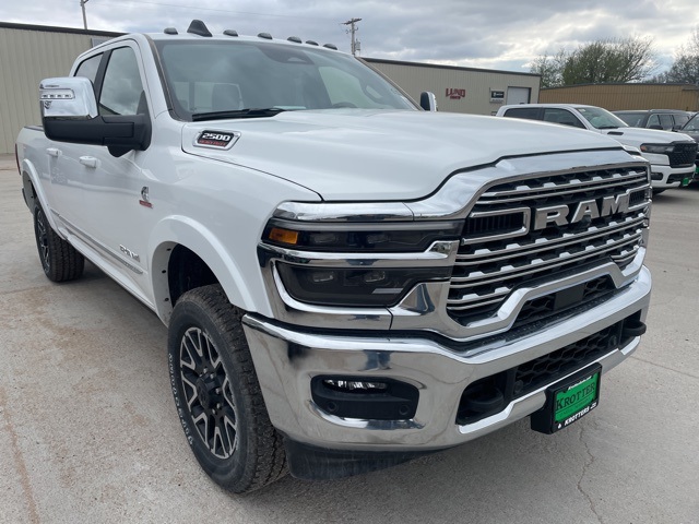 2025 Ram 2500 Limited photo 3
