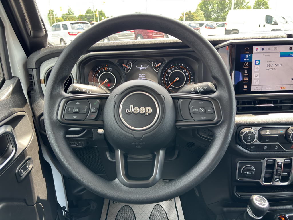 2025 Jeep Gladiator Sport photo 30
