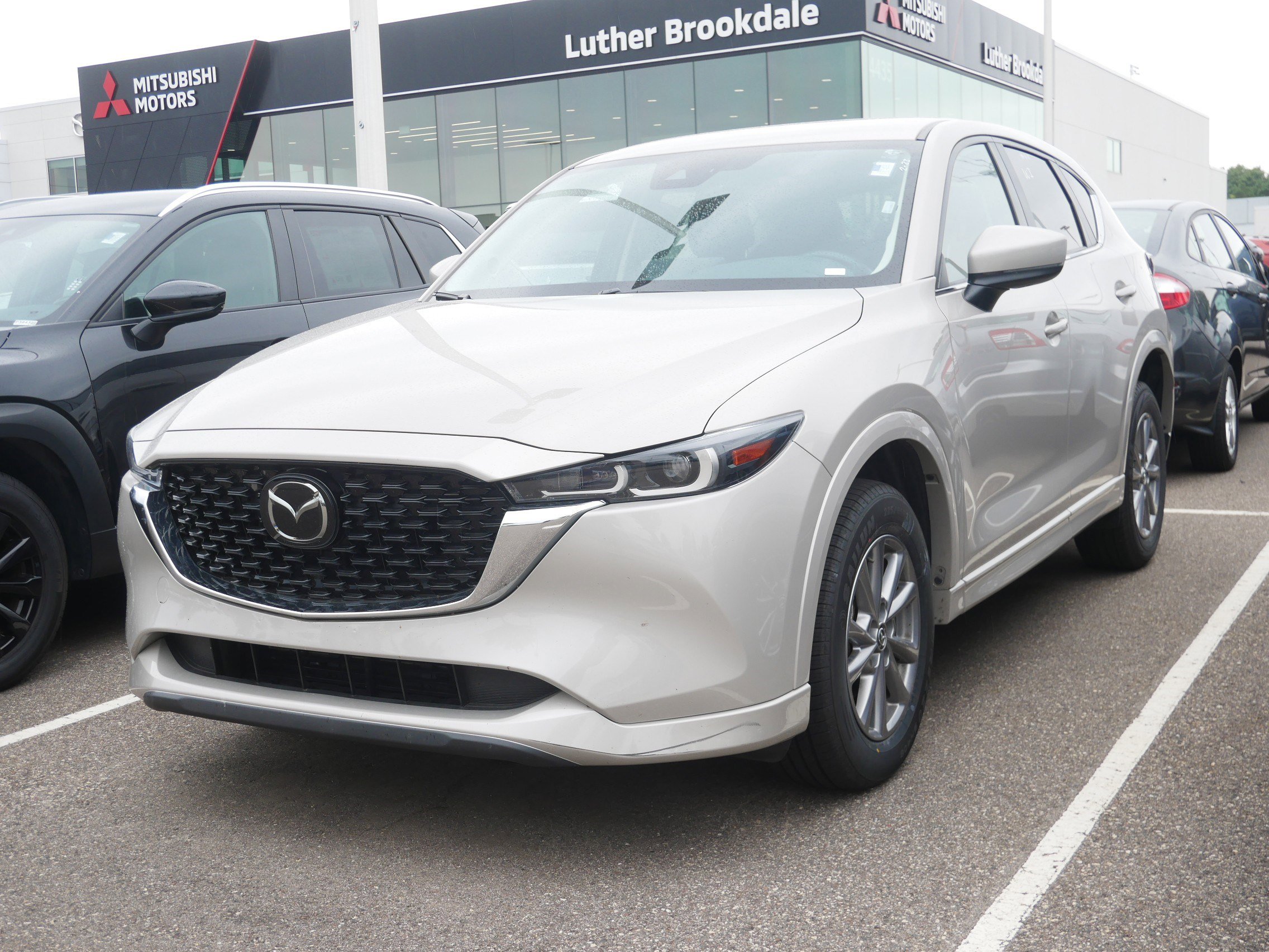 2024 Mazda CX-5 2.5 Select photo 3