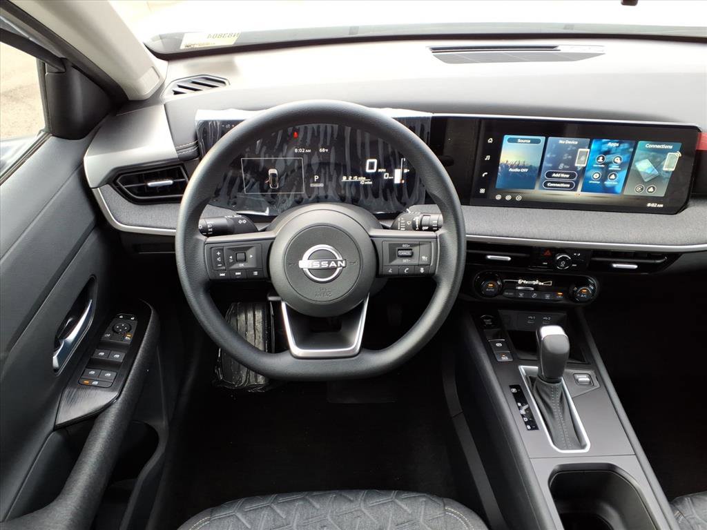 2026 Nissan Kicks SV photo 4
