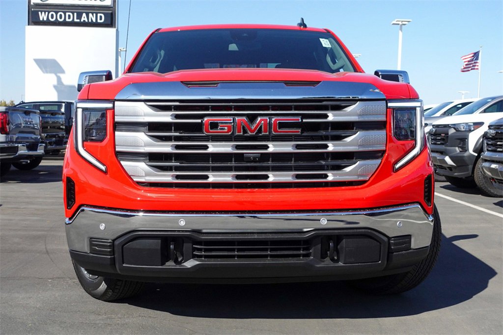 2026 Gmc Sierra 1500 SLE photo 2