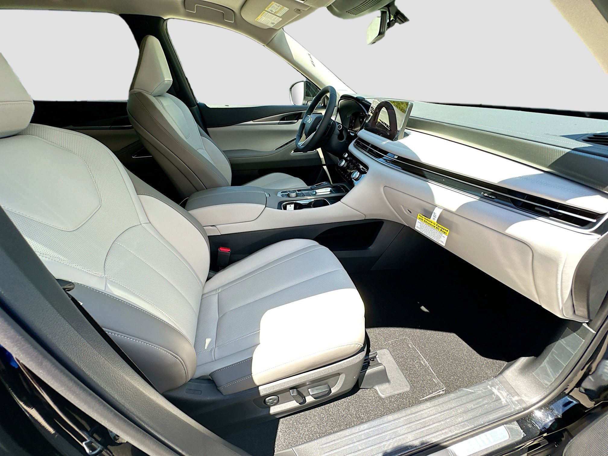 2026 Infiniti QX60 Luxe photo 23