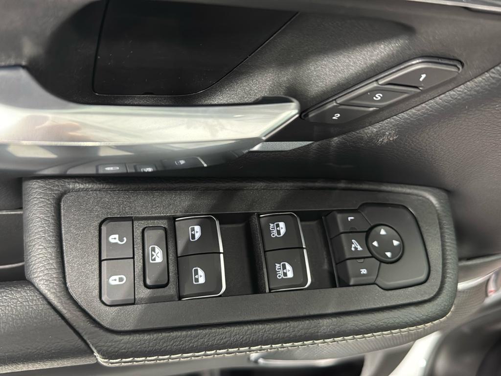 2025 Ram 1500 Laramie photo 21