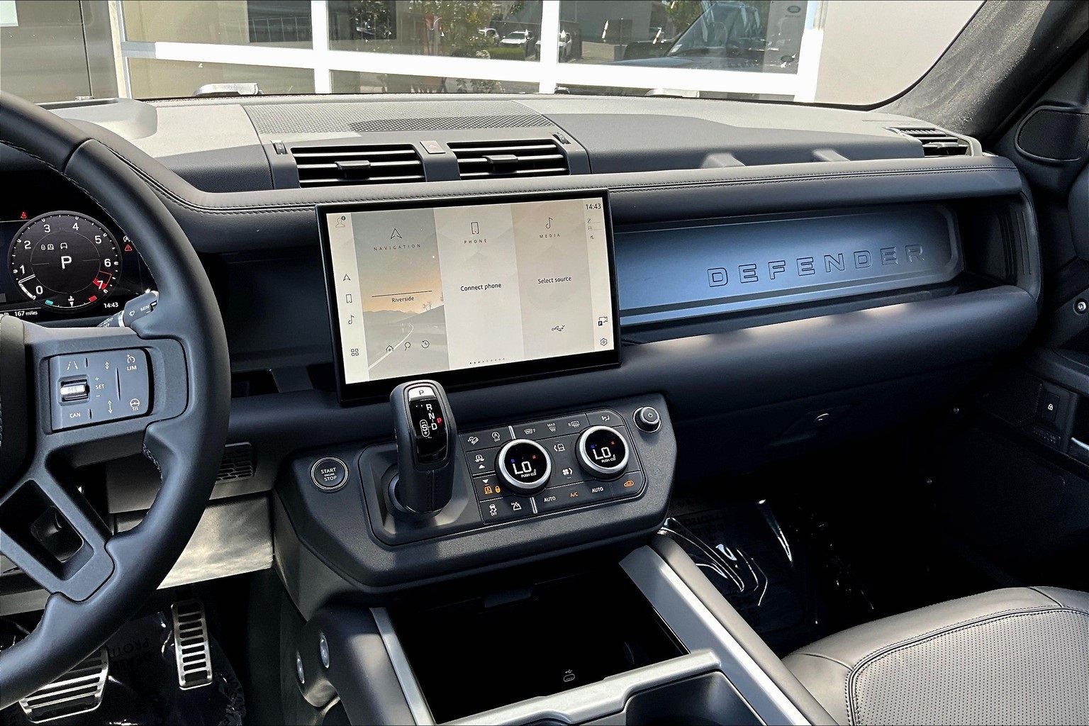 2025 Land Rover Defender 110 X photo 7