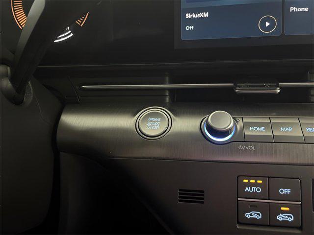 2025 Hyundai Kona SEL photo 11