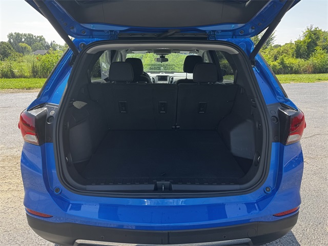 2024 Chevrolet Equinox LT photo 16