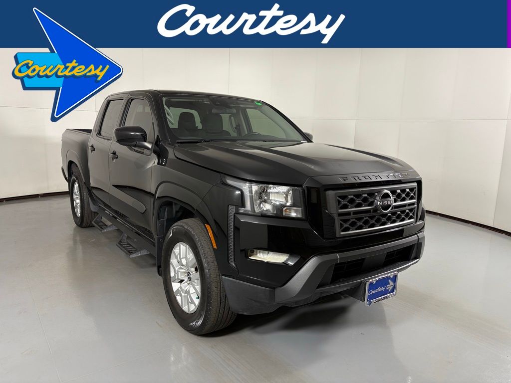 2023 Nissan Frontier SV's photo