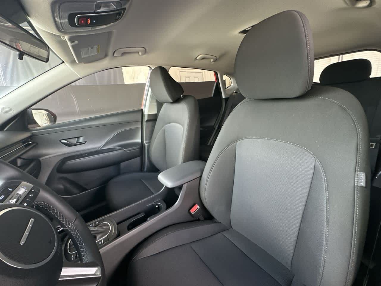 2026 Hyundai Kona SEL photo 12