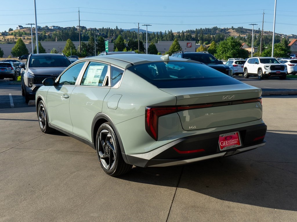 2025 Kia K4 EX photo 4