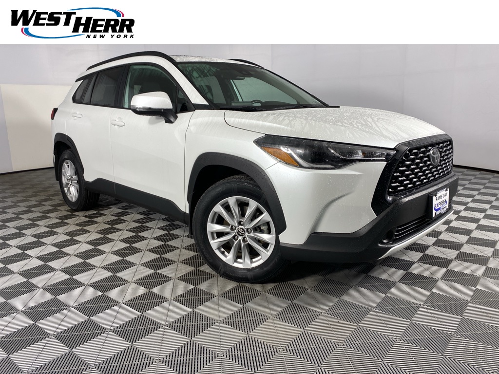 2022 Toyota Corolla Cross LE