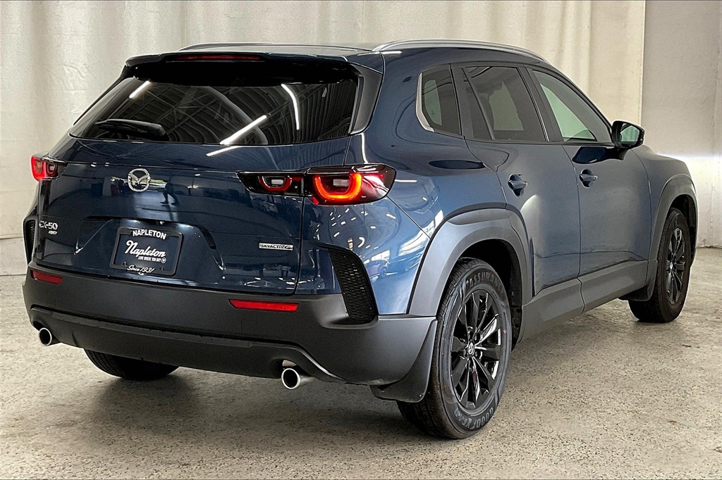 2025 Mazda CX-50 2.5 Select photo 11