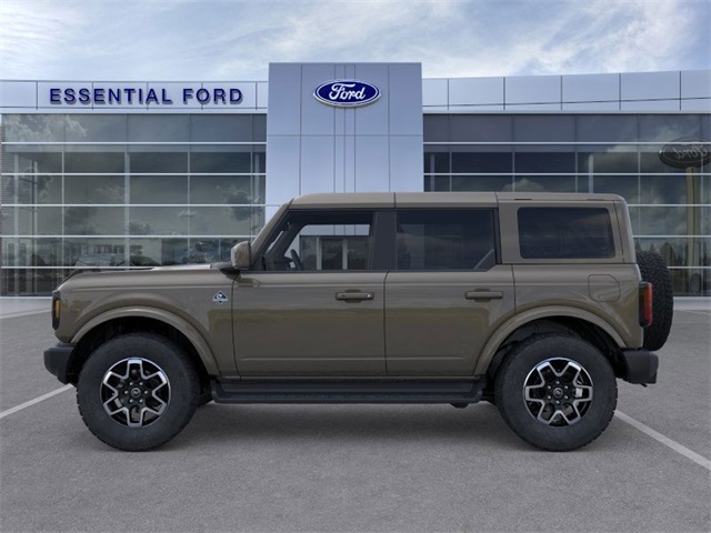 2025 Ford Bronco Outer Banks photo 3