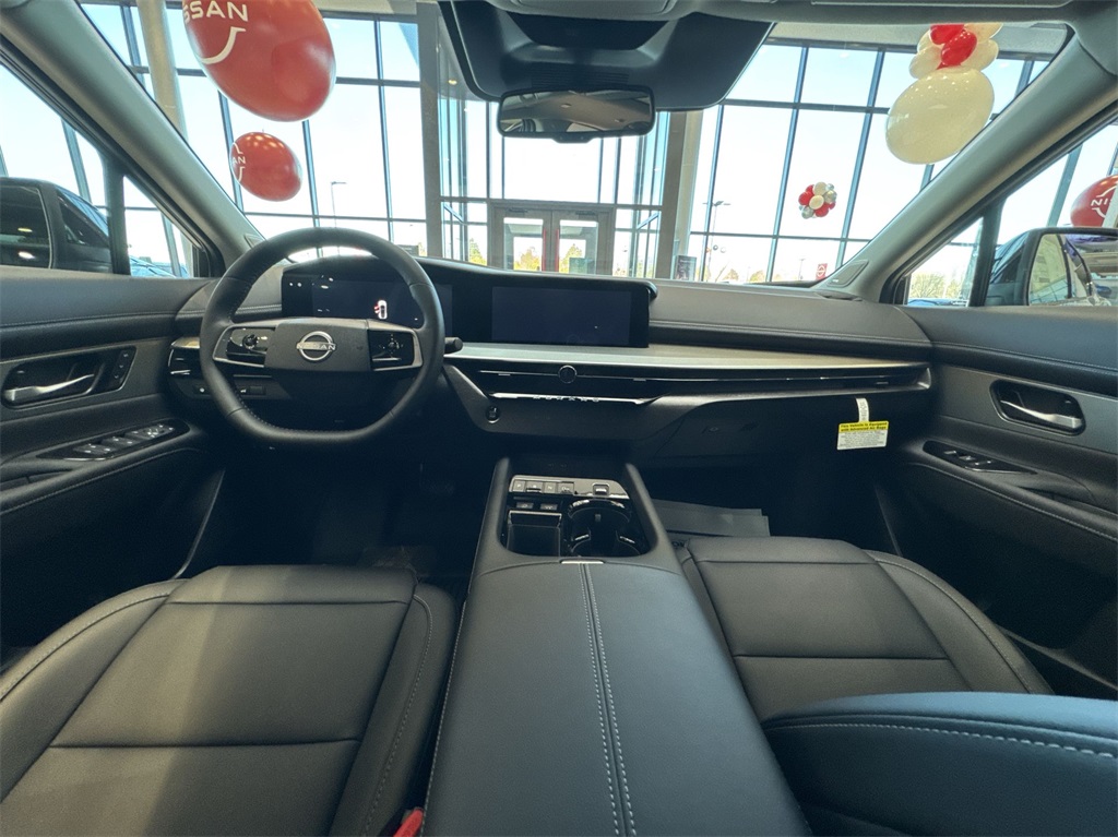 2025 Nissan Murano SL photo 9