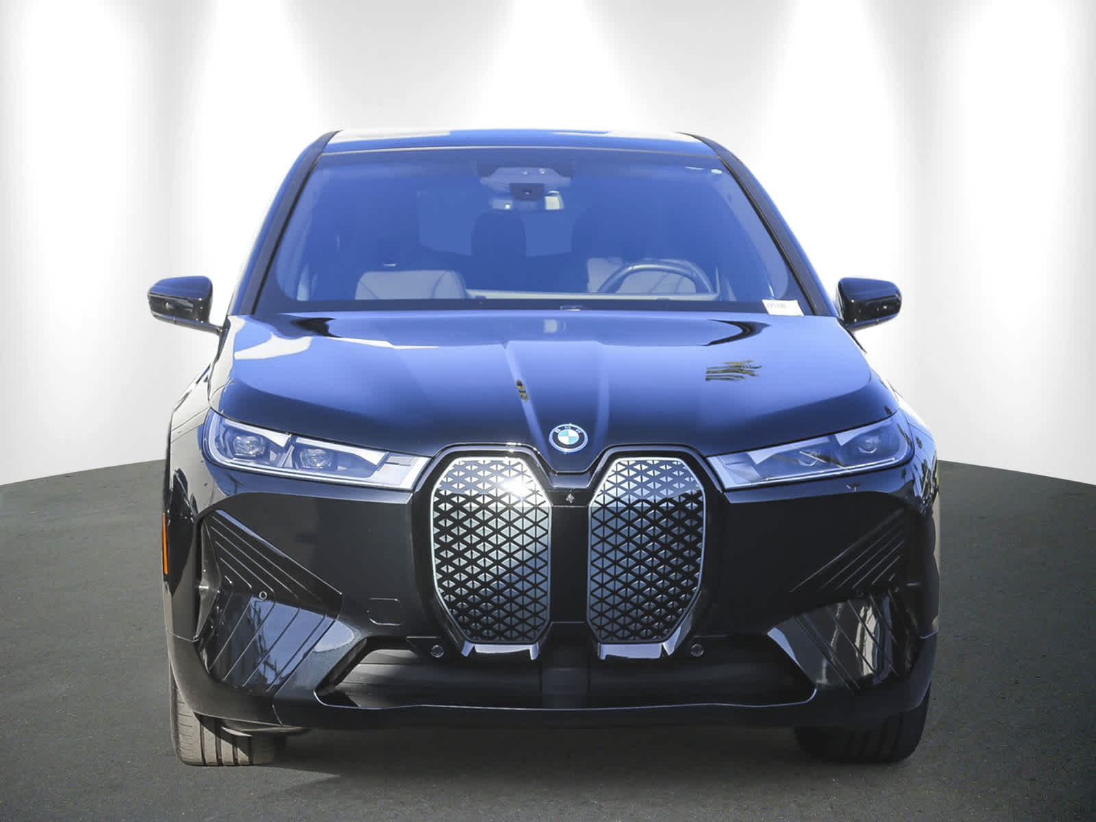 Used 2025 BMW iX Base with VIN WB523CF04SCS17069 for sale in Glendale, CA