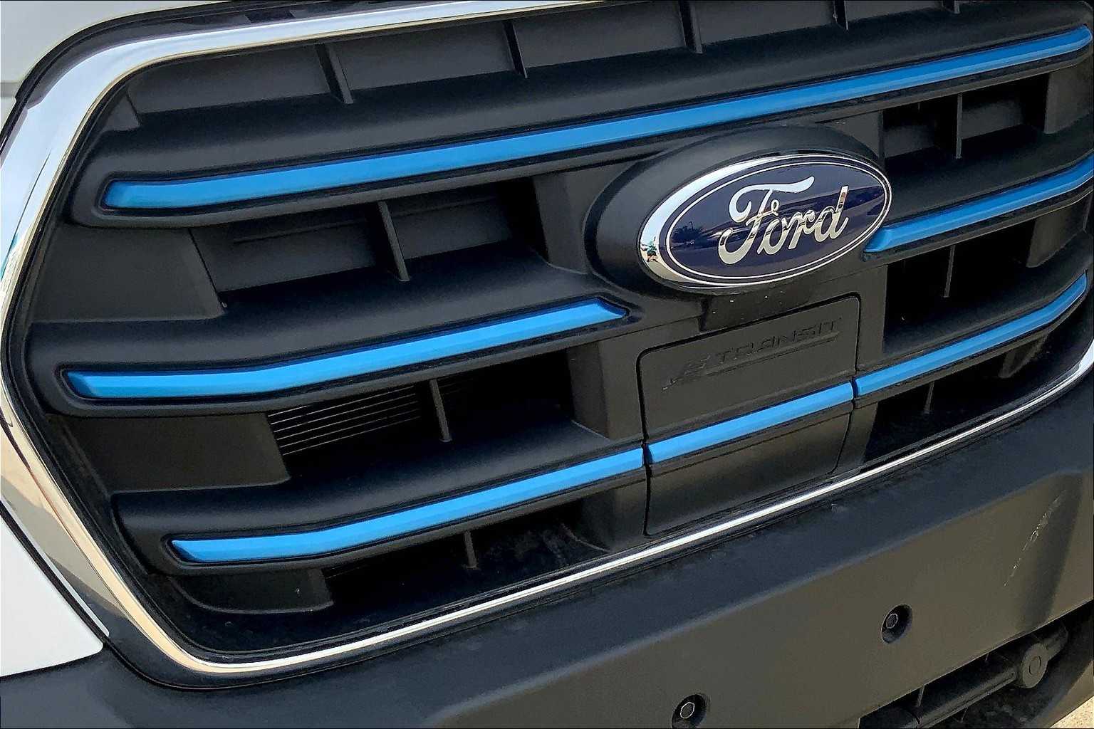 2023 Ford Transit photo 26