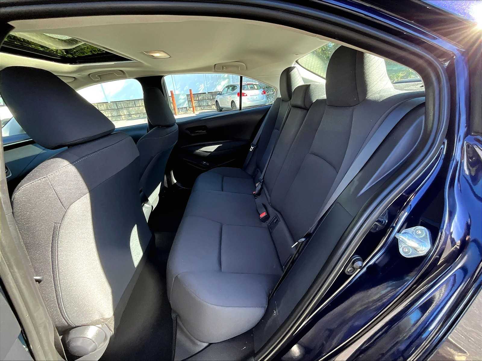 2024 Toyota Corolla LE photo 14