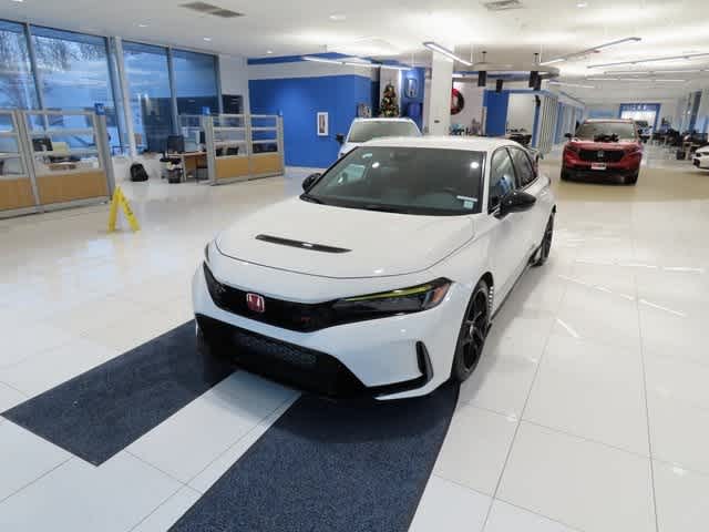 2024 Honda Civic Hatchback Type-R's photo