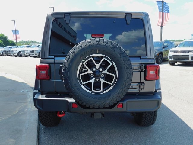 2025 Jeep Wrangler Rubicon photo 7