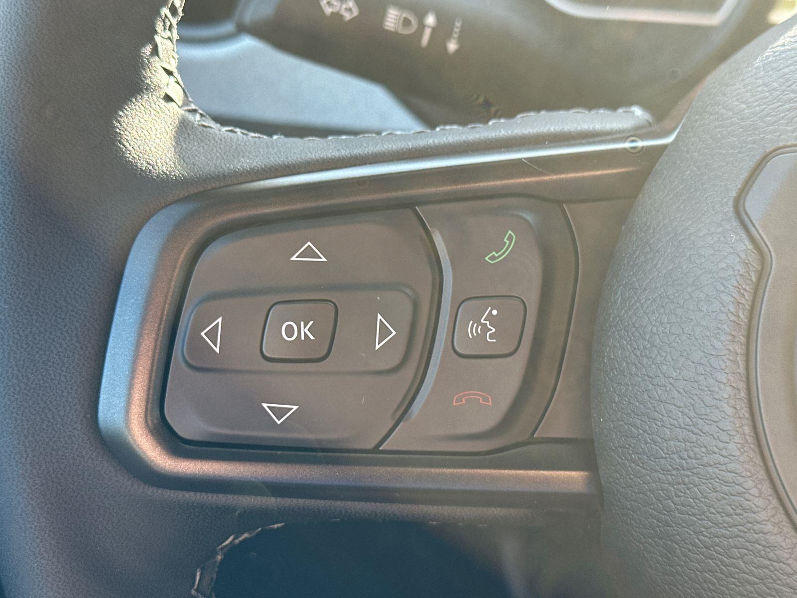 2025 Jeep Gladiator Sport S photo 16