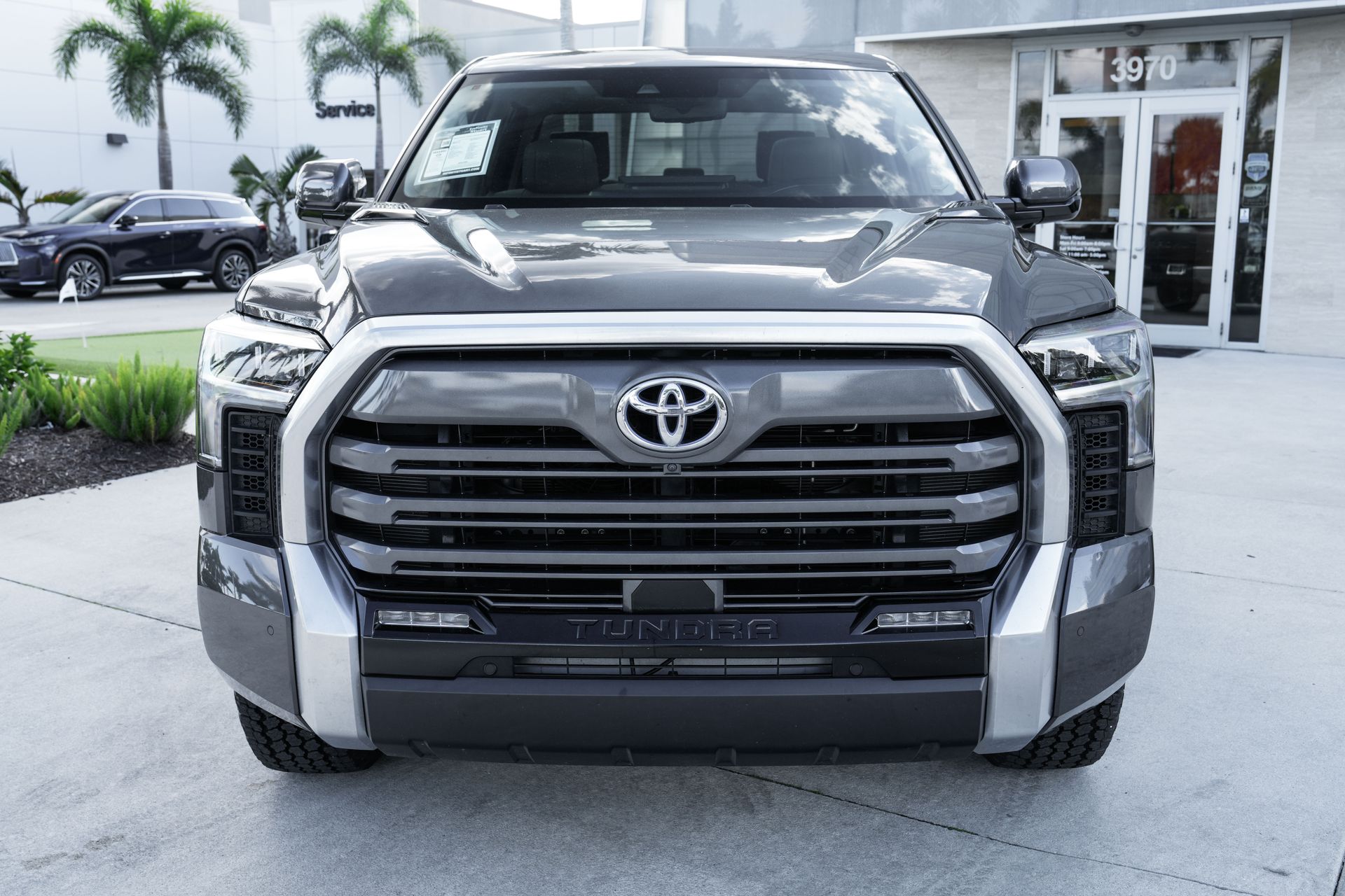 2024 Toyota Tundra Limited photo 3