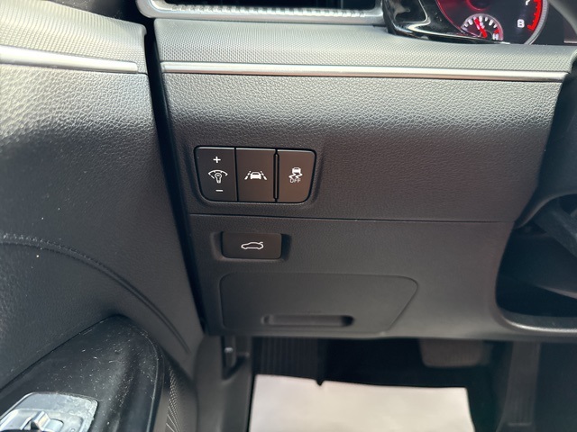 2024 Kia K5 GT-Line photo 20