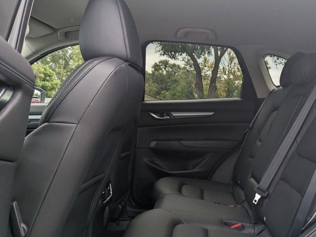 2025 Mazda CX-5 2.5 Select photo 13