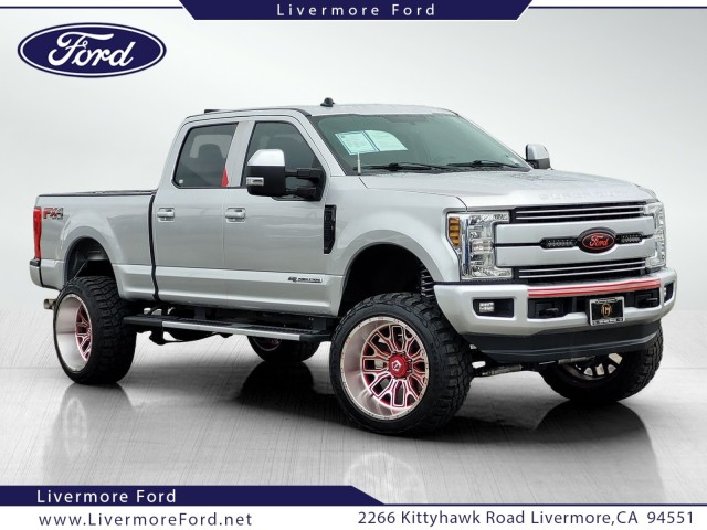 2019 Ford F-250 Super Duty Lariat's photo