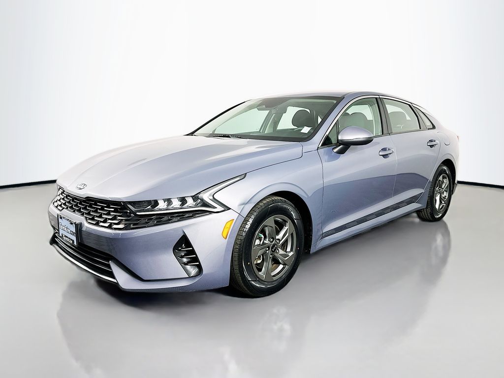 2021 Kia K5 LXS photo 3