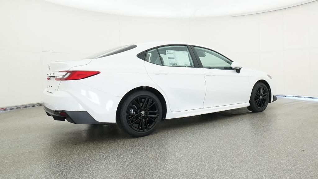 2026 Toyota Camry SE photo 17