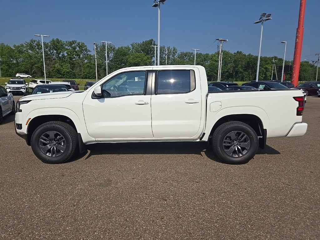 2025 Nissan Frontier Crew Cab SV photo 4