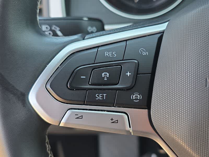 2021 Volkswagen Atlas Cross Sport V6 SE Technology photo 27