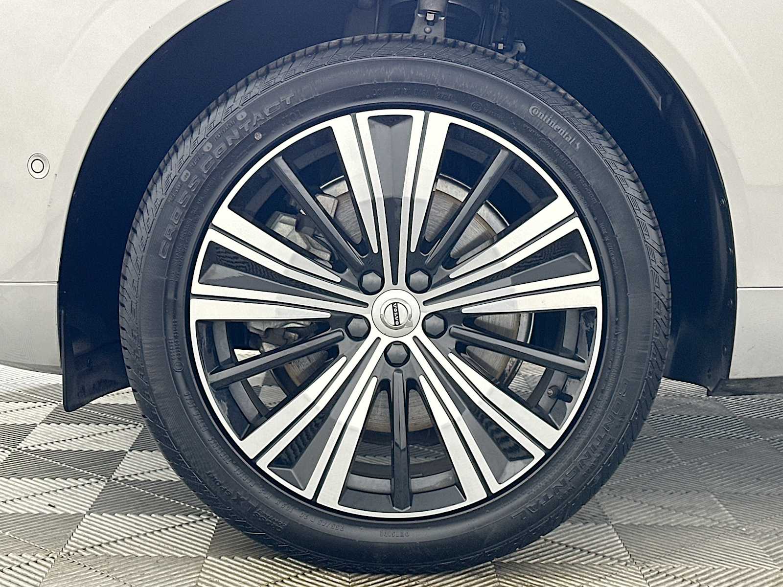 2022 Volvo XC60 Inscription photo 26