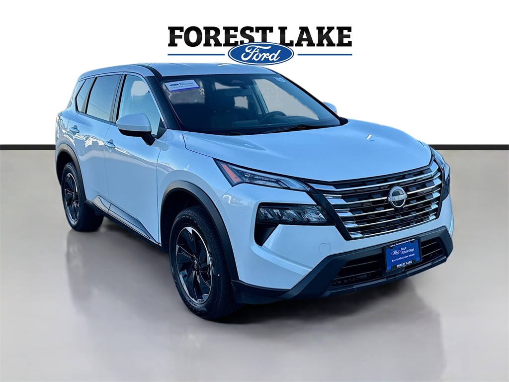 2024 Nissan Rogue SV's photo