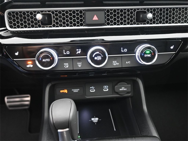 2026 Honda Civic Hybrid Sport Touring photo 3